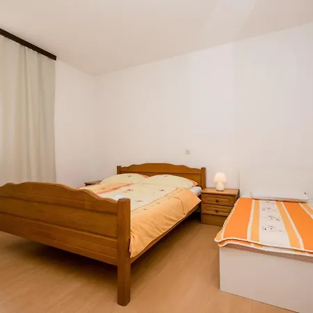 Halovic Guest house Kampor