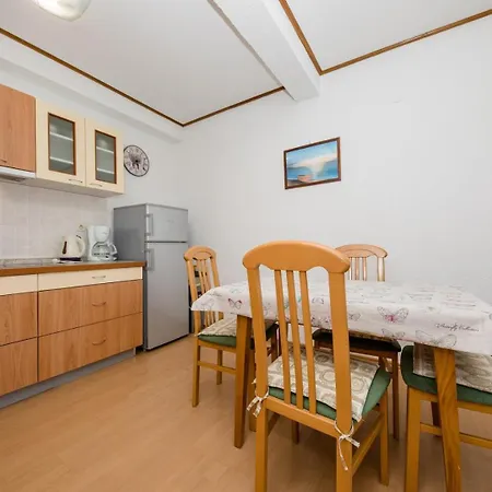Halovic Casa de hóspedes 3*